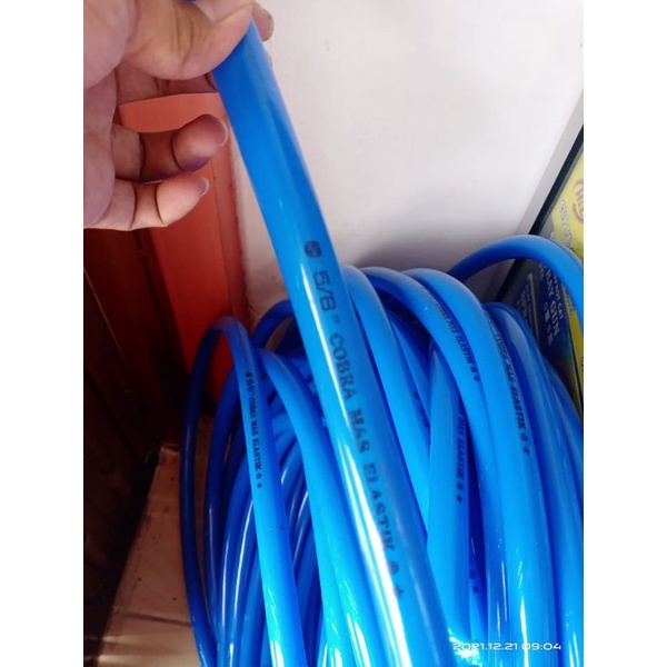 Selang Air Elastis Biru 5/8 Cobra
