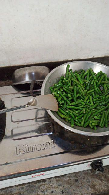 1kg Uk 160 /180 Sprei Sprey Rumbai Kintakun Dluxe Spongebob Black