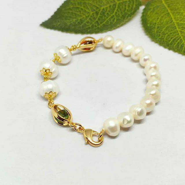 Gelang mutiara putih kombinasi manik manik