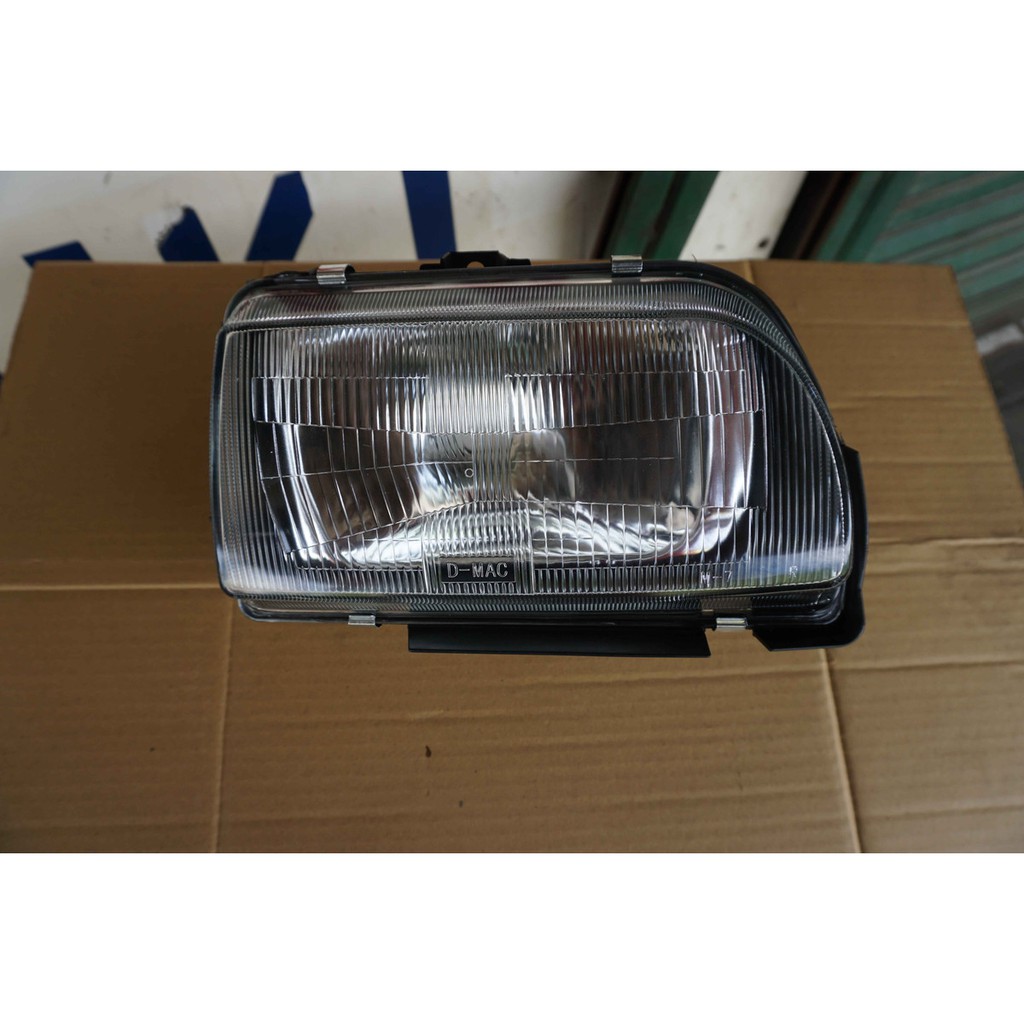 Headlamp Lampu Depan Mitsubishi T120SS