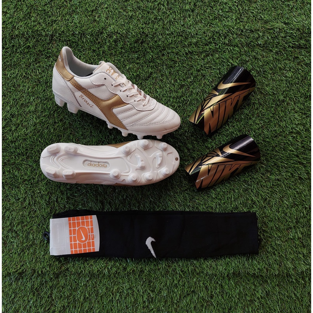 Paket Sepatu bola DDR kulit // Sepatu bola kulit asli