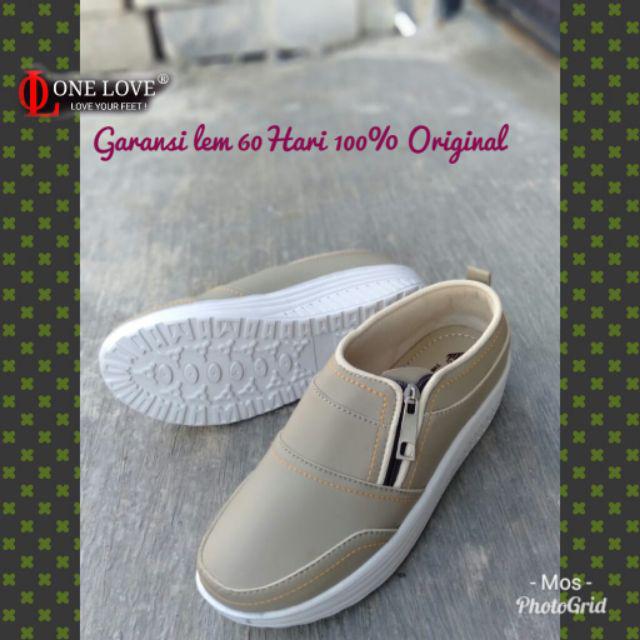 Sepatu Unik Paling Laris Nyaman Dan Ramah Di Kantong Best Seller