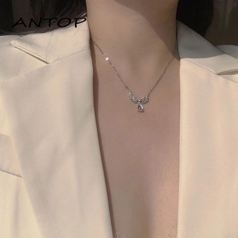 Kalung  Silver 17KM Kalung Rantai Desain Sayap Malaikat Bahan Kristal Berlian Alloy Untuk Wanita