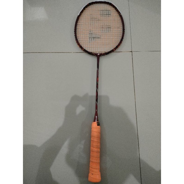 Raket Badminton Yonex VOLTRIC 80 ETune