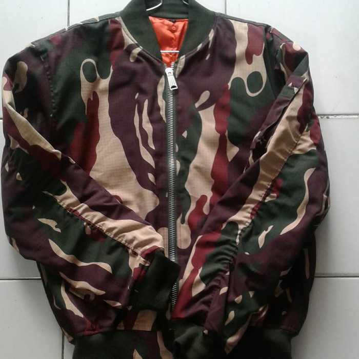 SKD   jaket kain army