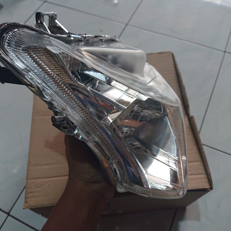 Lampu Depan Beat ESP 2016