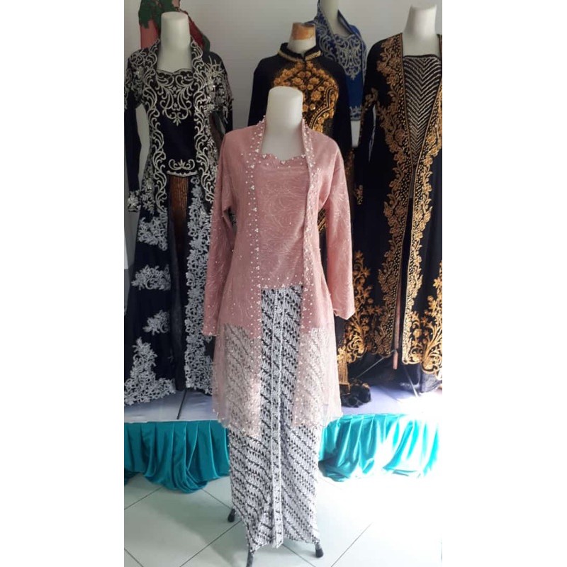 kebaya kutubaru