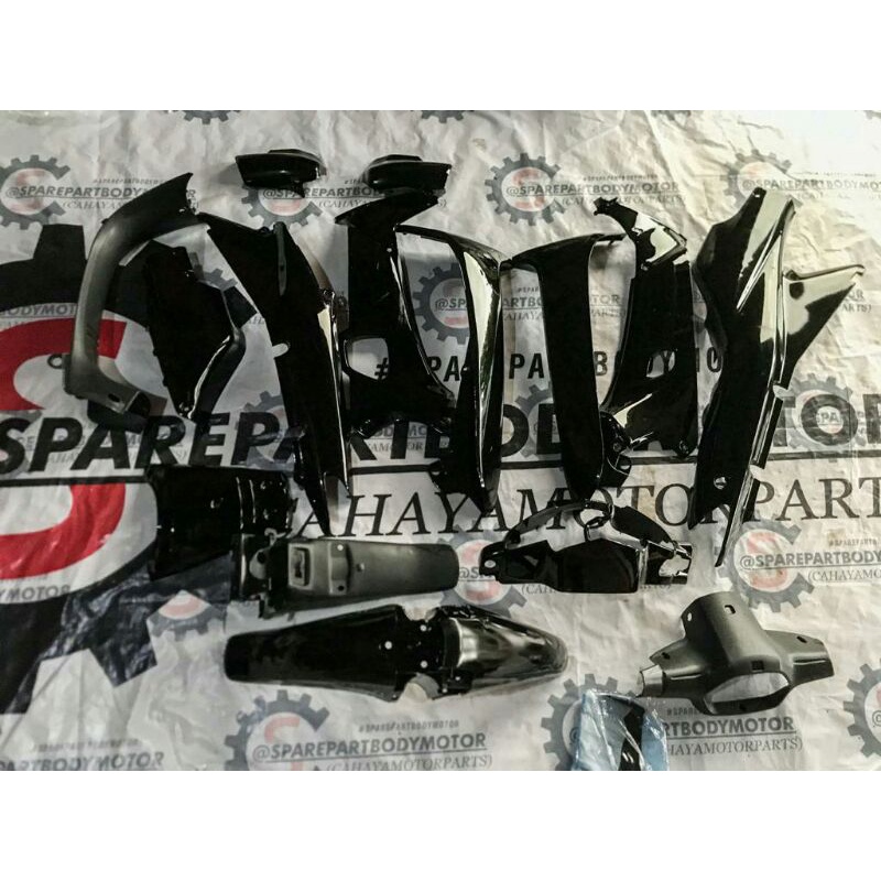 Full body honda supra fit lama2004 Hitam polos