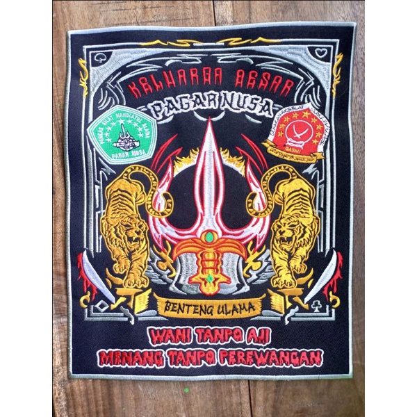 bet punggung pagar Nusa gasmi