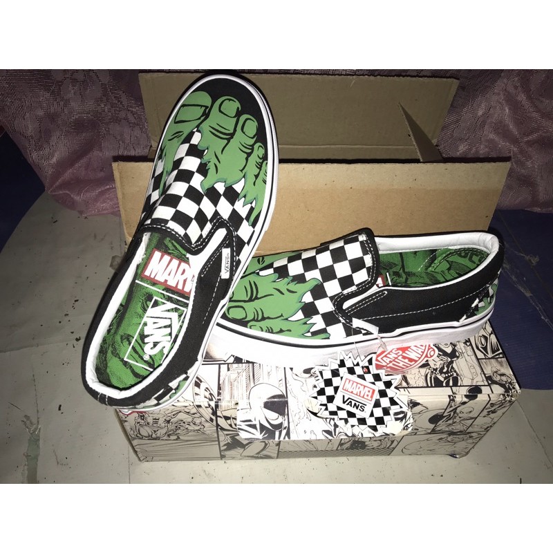 sepatu vans slip on edisi marvel