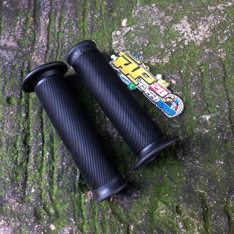TERMURAH DAN TERLARIS HAND GRIP BULU UNIVERSAL/HANDFAT BULU UNIVERSAL KARET EMPUK