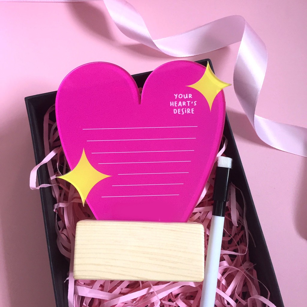 

Kado Ulang Tahun Bentuk Emoji Sparkle Heart Stationery Goodiebox