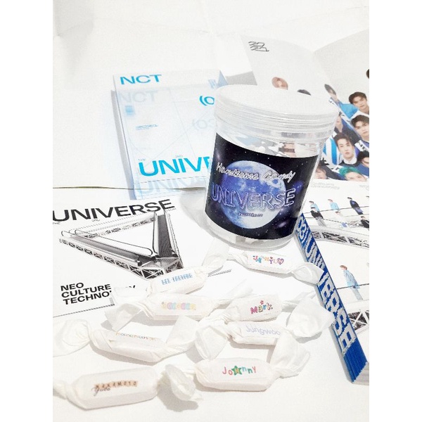 

Marbble.co - HANDSOME CANDY - NCT UNIVERSE (Bundling Pax with Macaroni HOT SAUCE)