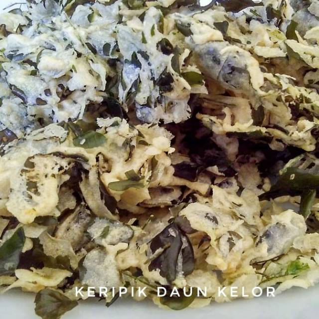 

Keripik daun kelor 100 gram gurih, enak dan renyah