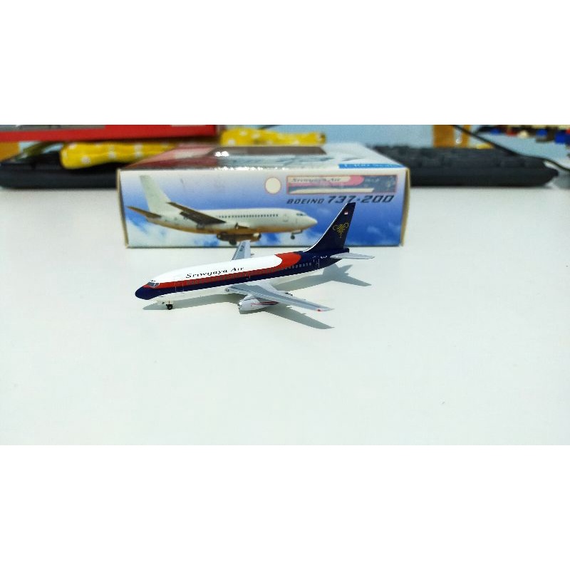 mainan diecast pesawat Aeroclassics Sriwijaya Air Boeing 737-200 (1:400)