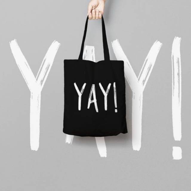 Tote Bag Kanvas Wanita dengan Resleting - Desain Aesthetic 'YAY Black' yang Stylish