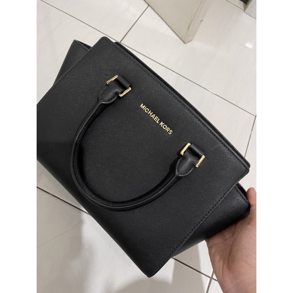 Preloved MK Selma Original  medium Saffiano Leather