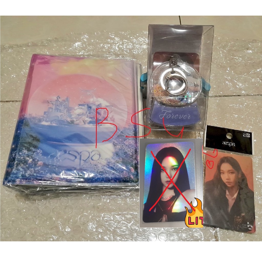 official aespa karina cashbee forever shaker keyring collect book postcard winter holo forever