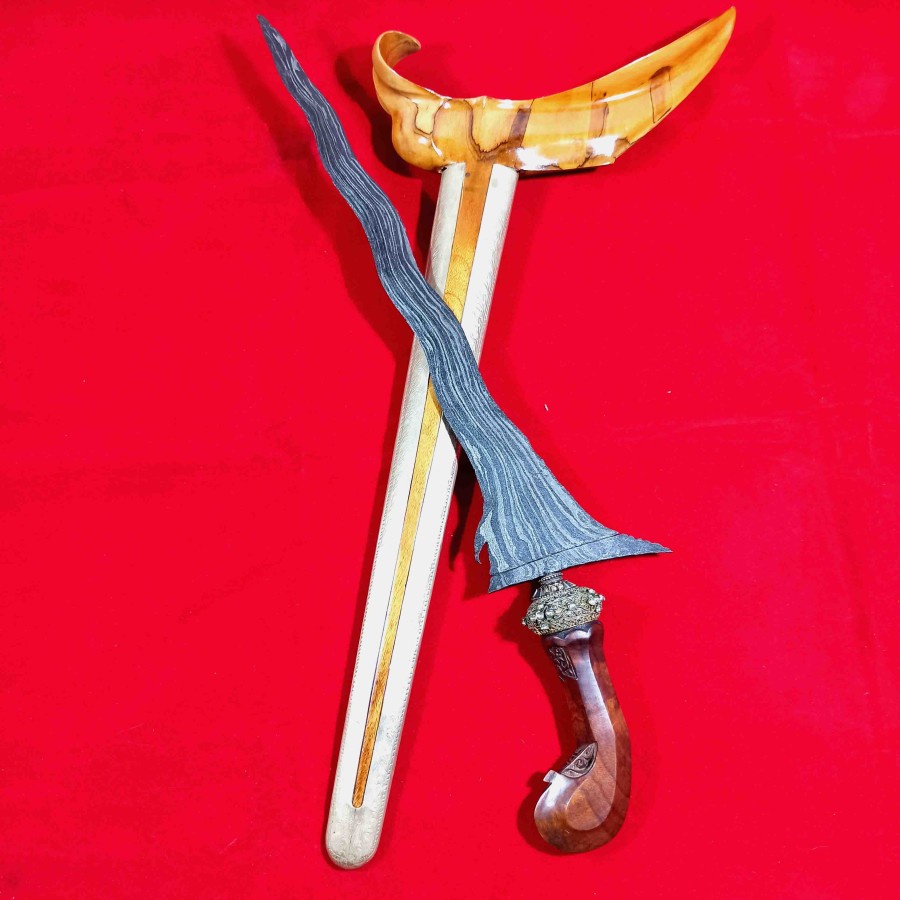 Pusaka Keris Sempono Kuno Luk 9 Tangguh Blambangan Pamor Singkir