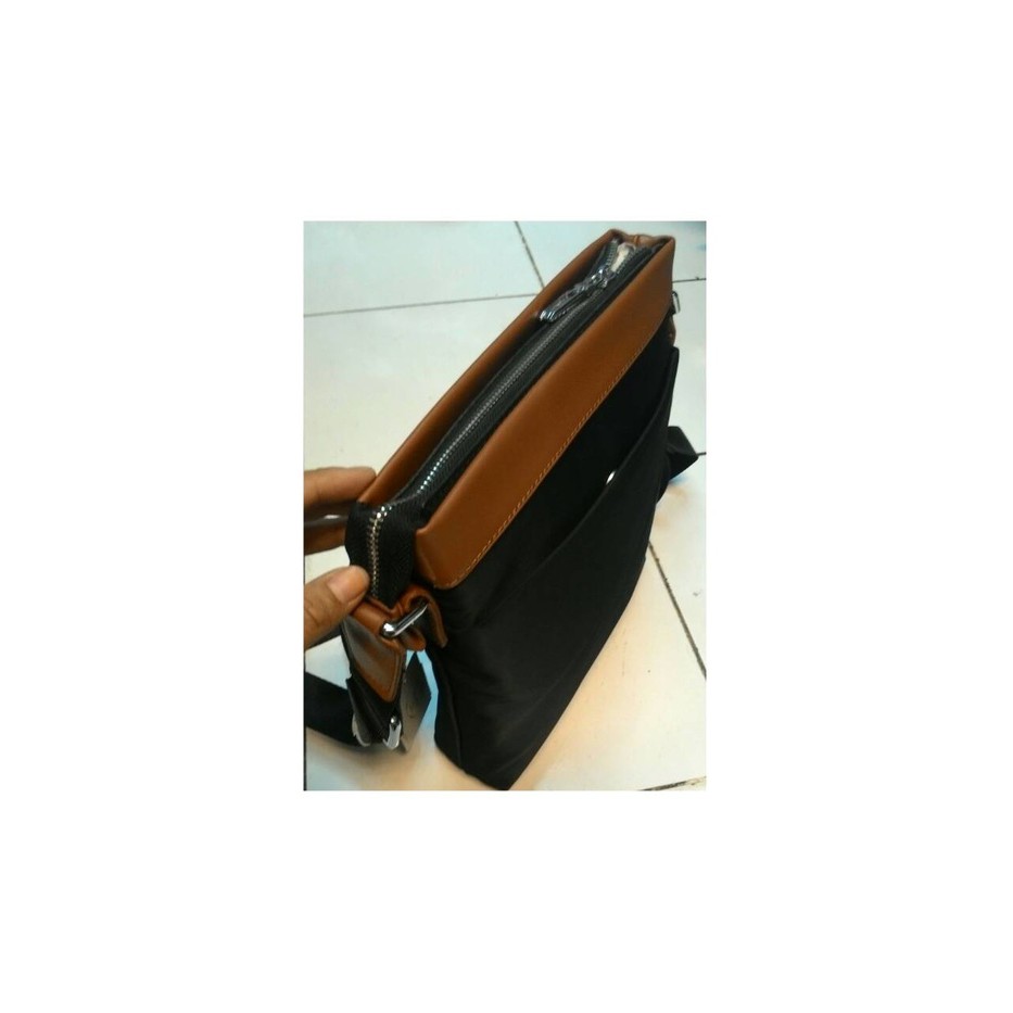 tas selempang pria (tas prada,tas santai)
