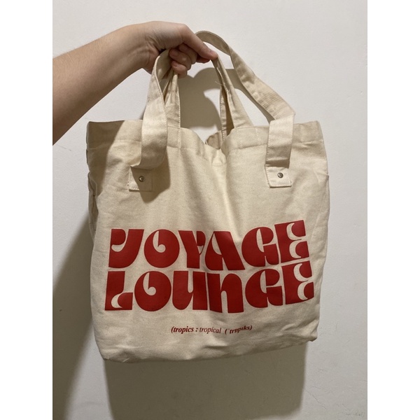 voyage totebag loutropics