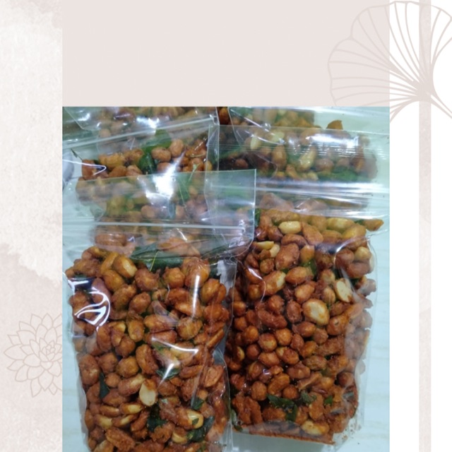 

Kacang kupas pedas 400gr