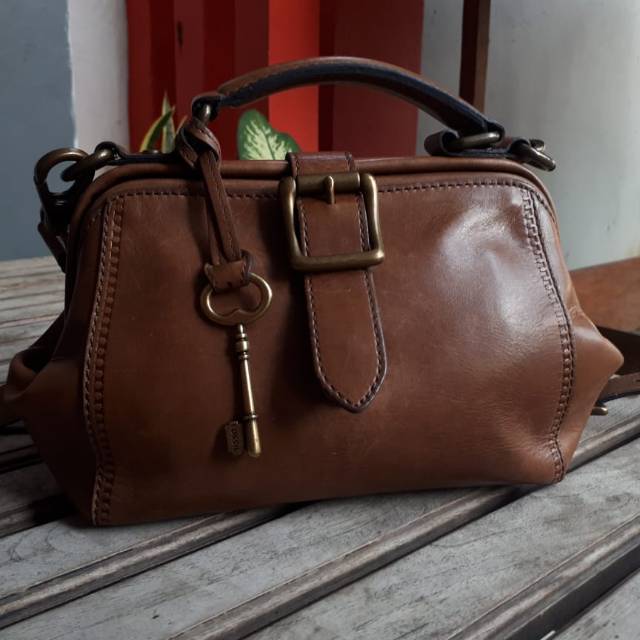 fossil vrv frame preloved