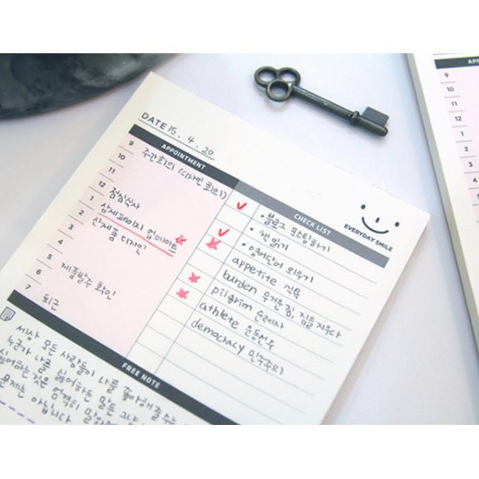 

Book Weekly Planner A6 Everyday Smile