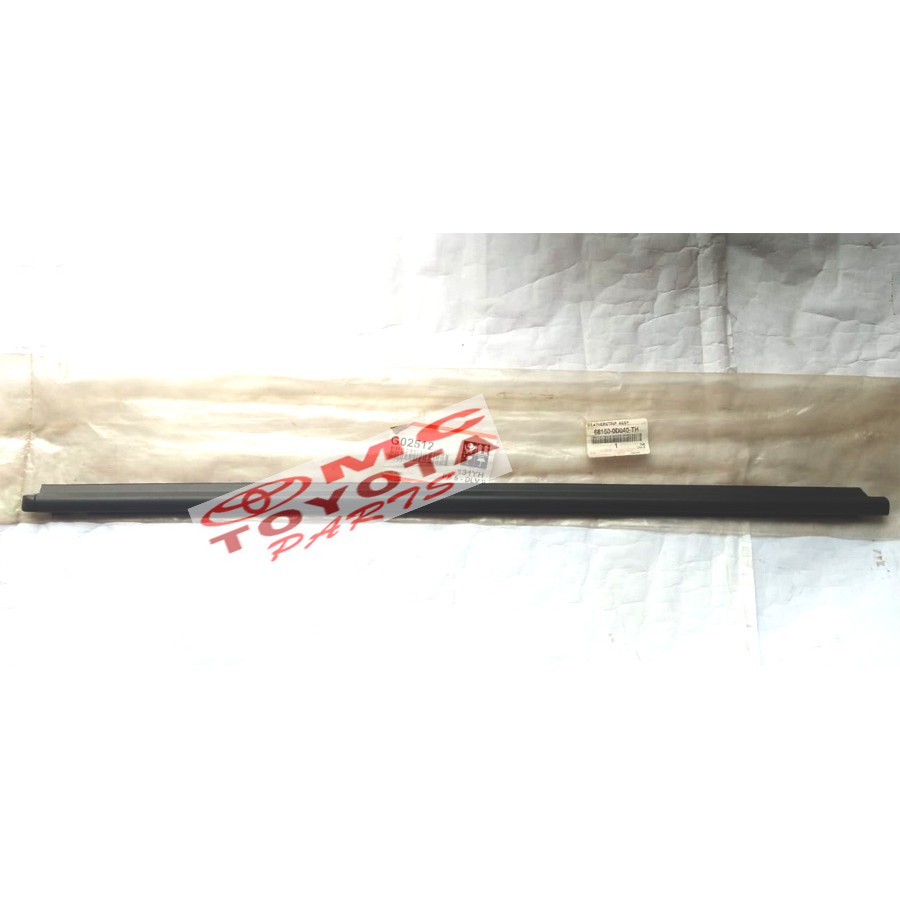 Pelipit Pintu / Karet Kaca Luar Depan Kanan Vios Limo 68160-0D040-TH