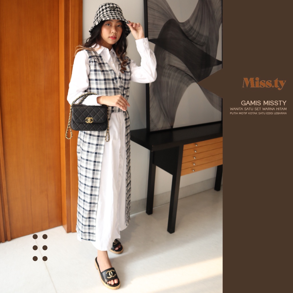 Gamis Missty Wanita Satu Set Warna Hitam Putih Motif Kotak Edisi Lebaran (RK 183)
