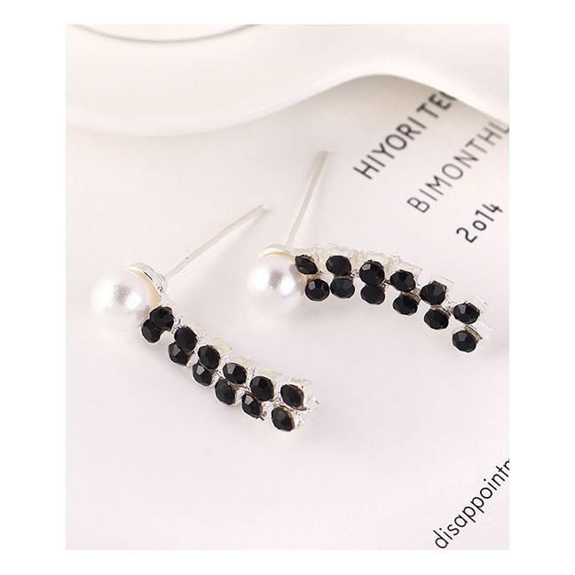 LRC Anting Tusuk Fashion White Pearl Double Row Diamond Earrings Y63197