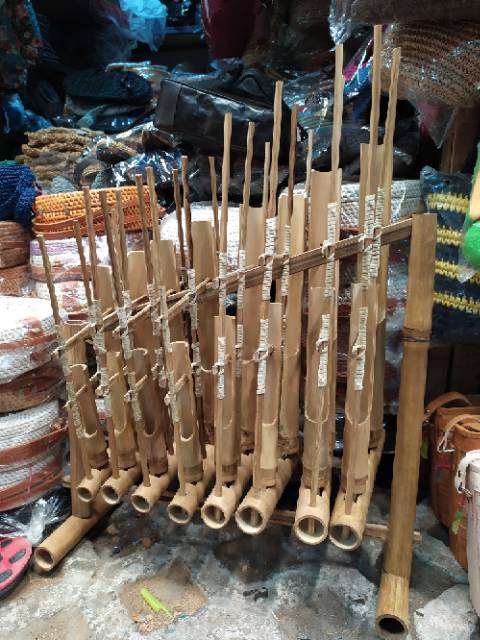 (BISA COD) ALAT MUSIK TRADISIONAL ANGKLUNG BAMBU 1 OKTAF KHAS JAWA BARAT