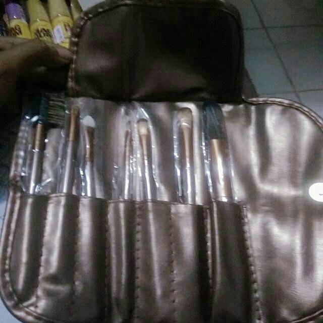 NAKED Brush/NAKED Kuas