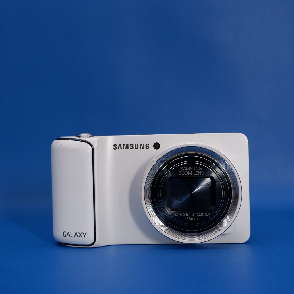 SAMSUNG GALAXY EK-GC100 kamera berfitur android siap pakai