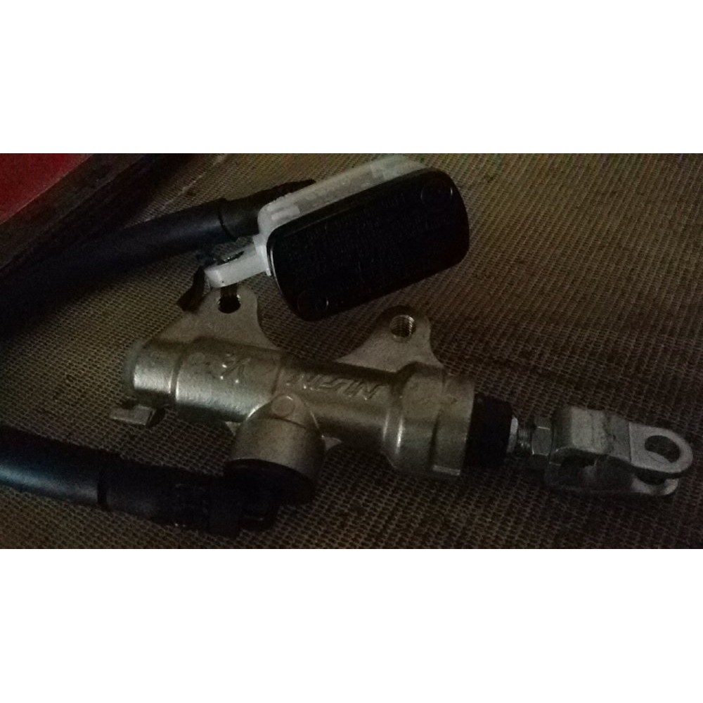 Master rem belakang VIXION NEW