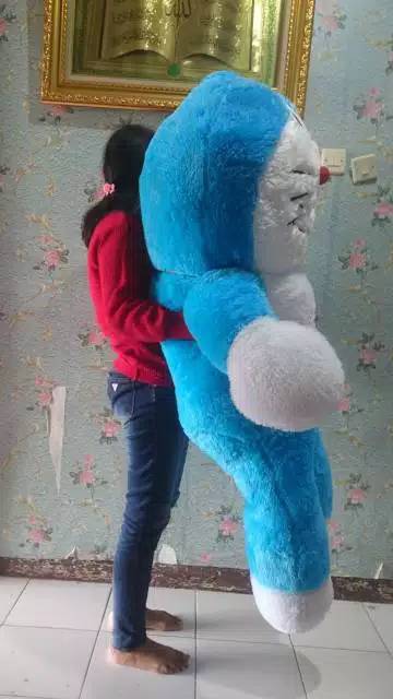 Boneka doraemon super jumbo 1,5 meter