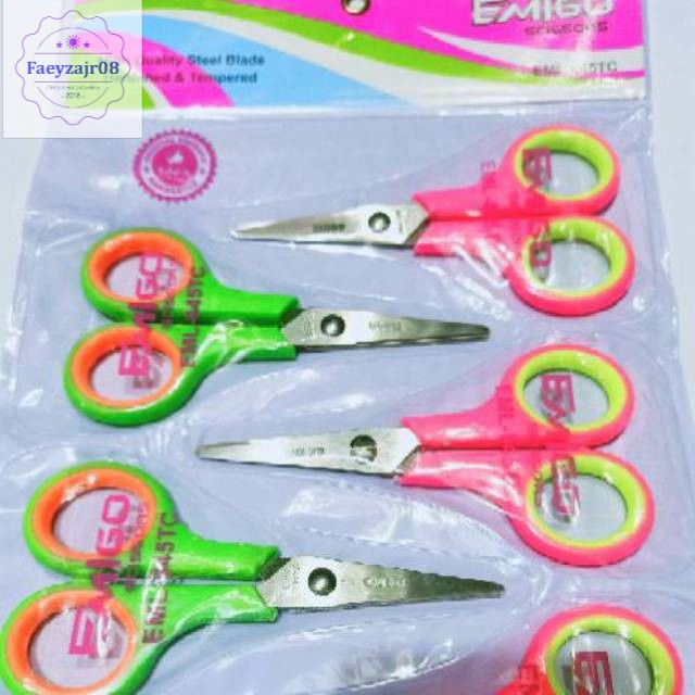 

Gunting renteng isi 12 pcs 4 inci