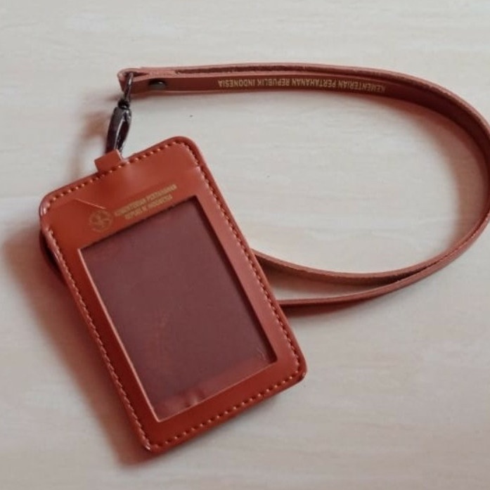 

Segera Miliki Nametag/Holder Logo Kemhan Bagus