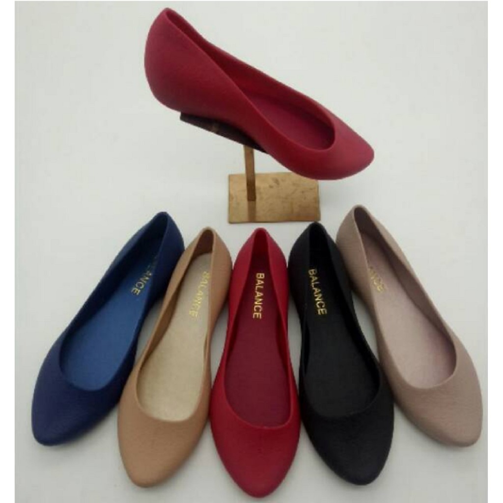 jelly shoes balance