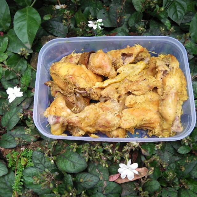 

Ayam ungkep tulang lunak