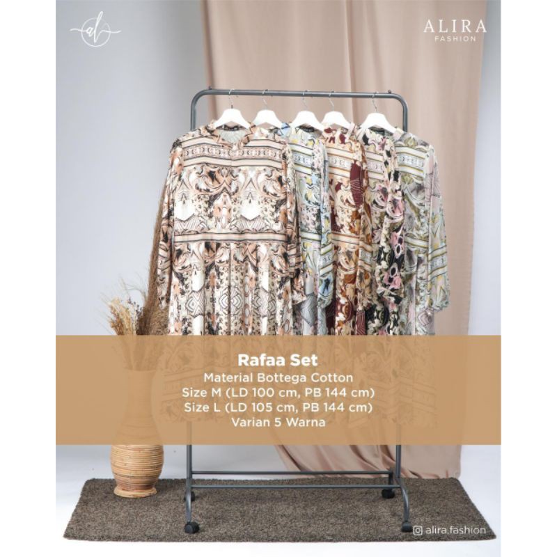 One set by Fazeera daily (Alira Fashion ori)