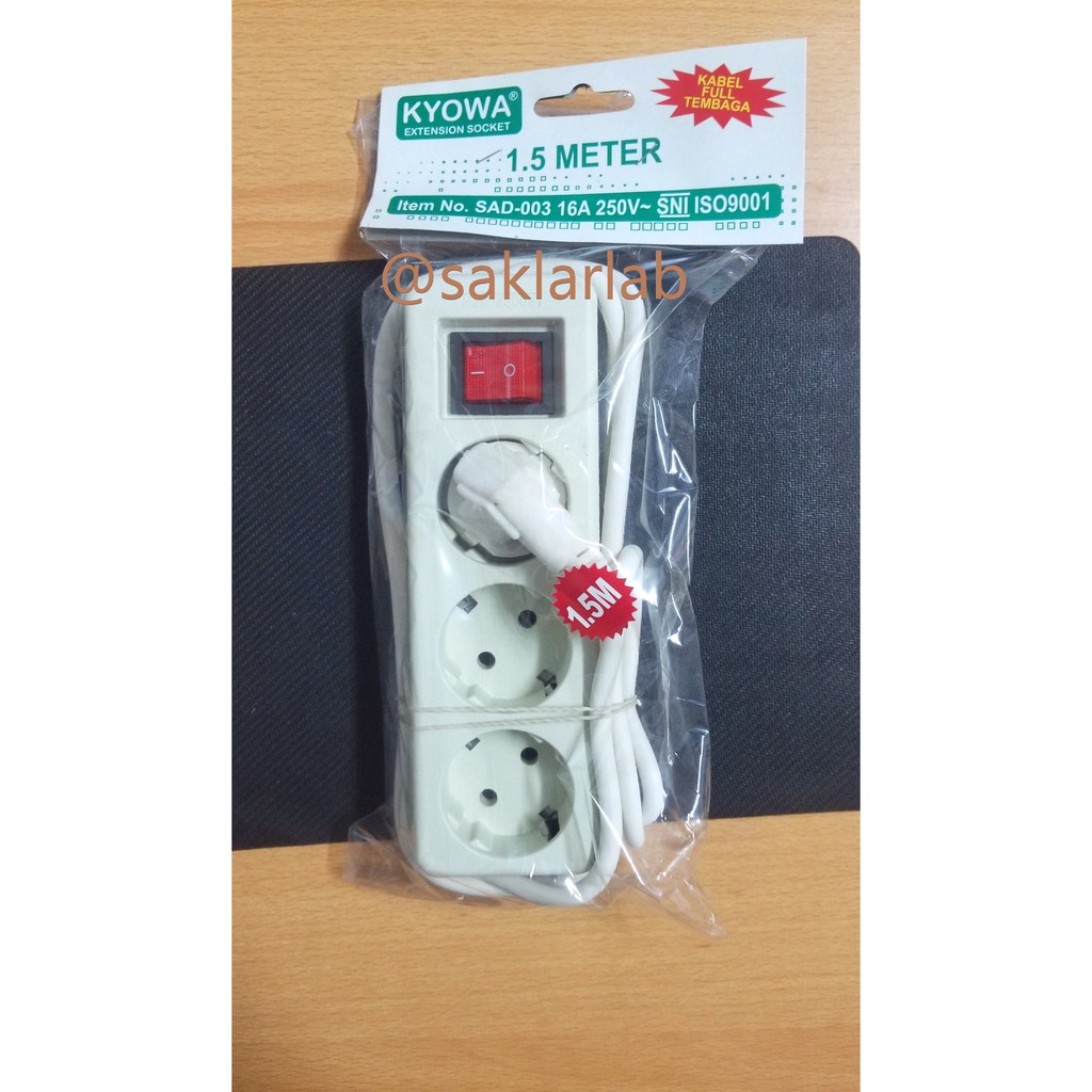 Sambungan colokan / Stop kontak + Saklar 3 Lubang 1,5M KYOWA