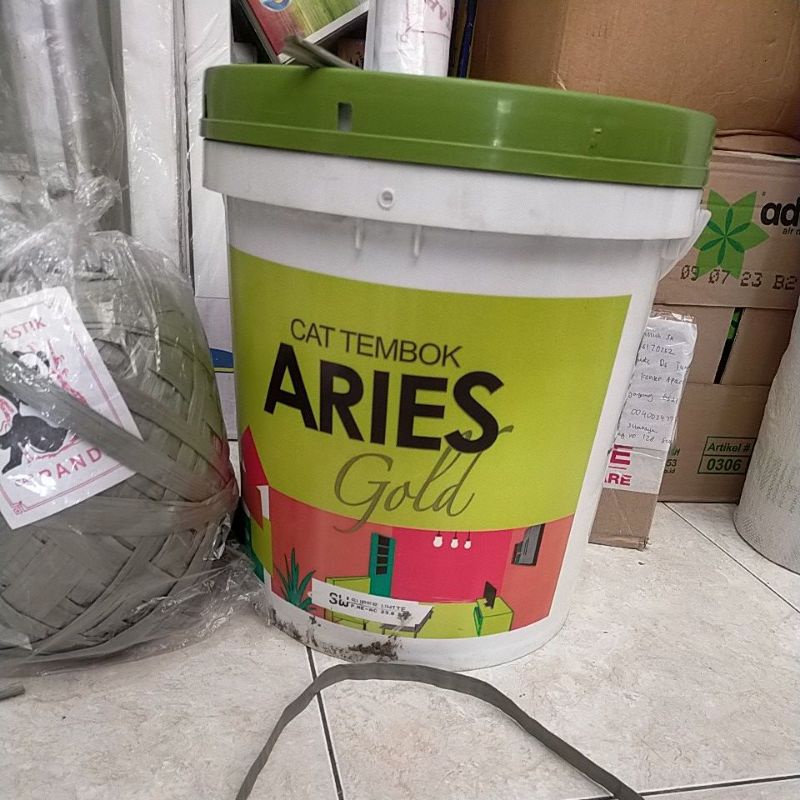 Cat Aries Gold. cat tembok Avian termurah 18 kg net. aries gold 1 pail