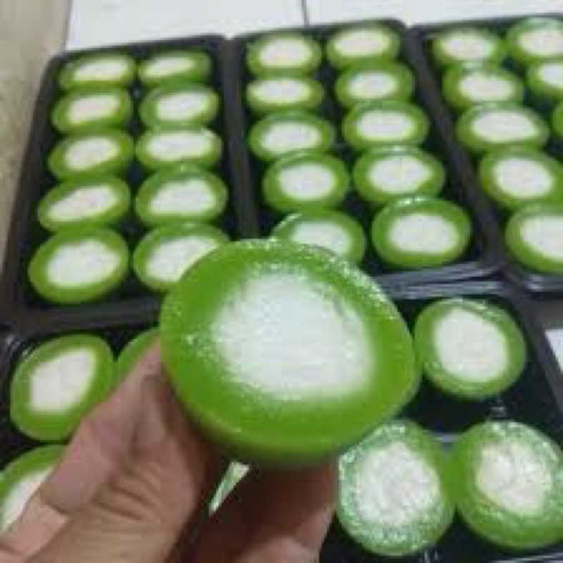 

KUE TALAM/NONA MANIS/ KUE BASAH / KUE SUBUH PASAR SENEN / KUE TAMPAH / KUE KERING / KUE TRADISIONAL / JAJANAN PASAR SENEN