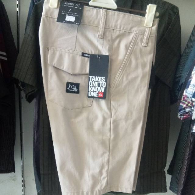 Celana Pendek Quiksilver