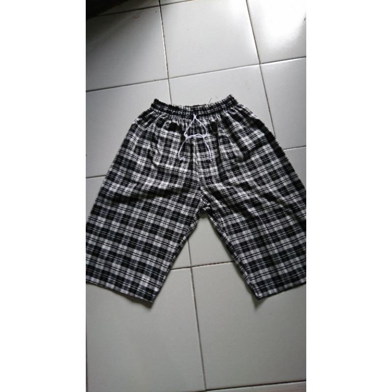 kolor motif kotak kecil