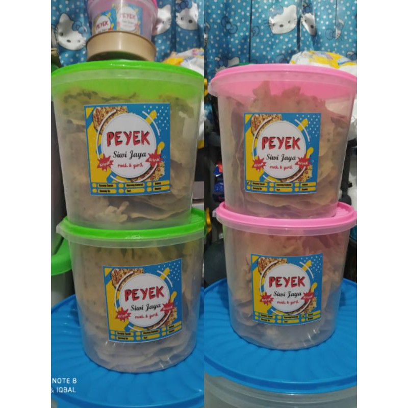 

Peyek Kacang Tanah Gurih Siwi Jaya