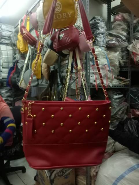 Tas selempang wanita dinda rantestud / tas simple