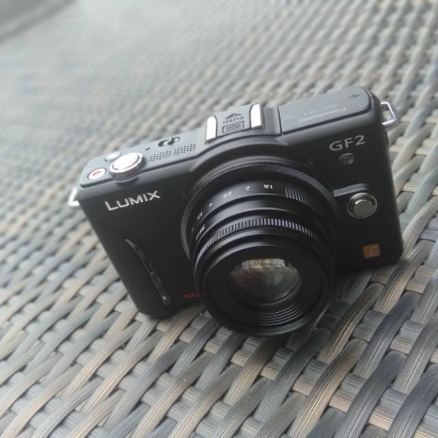Lamera Mirrorless Panasonic Lumix Gf2 Mulus Lengkap With 2 Lens Shopee Indonesia