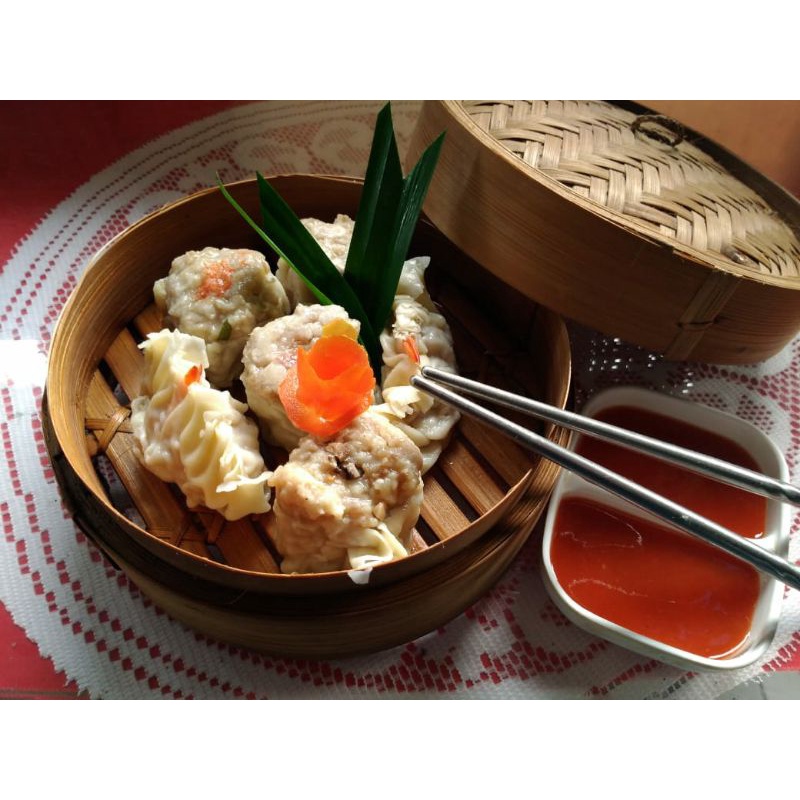 

dimsum frozen lengkap dengan saus sambal